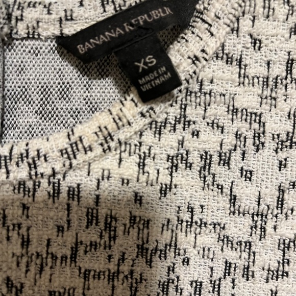 BANANA REPUBLIC WOMEN’S SHORT SLEEVE TOP - Picture 5 of 5